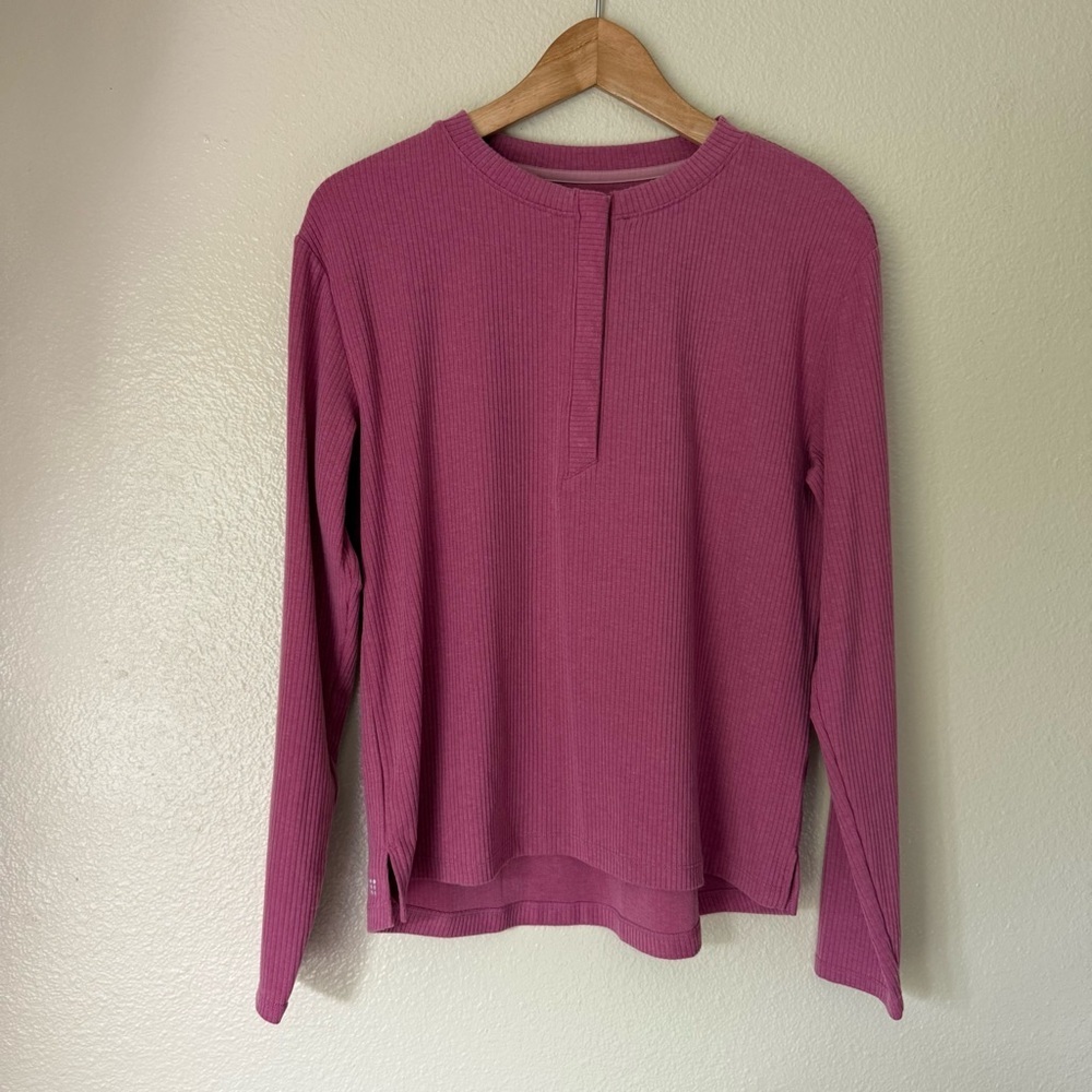 TITLE NINE Ossa Ribbed Long Sleeve Henley
